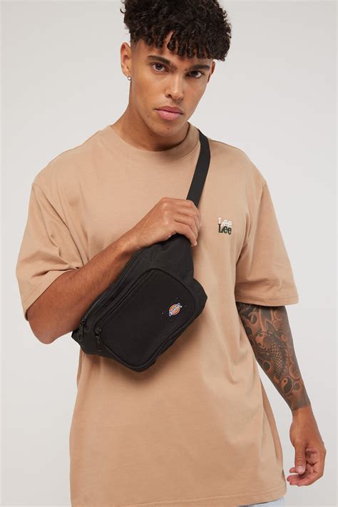 Dickies Stretton Bum Bag Black .